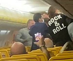 درگیری شدید مسافران هواپیما در آسمان!