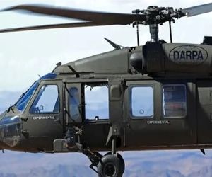 شاهین سیاه بدون خلبان پرواز کرد!