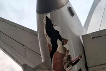 برخورد دو هواپیما بوئینگ و ایرباس در فرودگاه شهر سائوپائولو + عکس