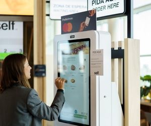 رستوران رباتیک هوشمند «سلف» در فرودگاه بارسلون افتتاح شد +تصاویر