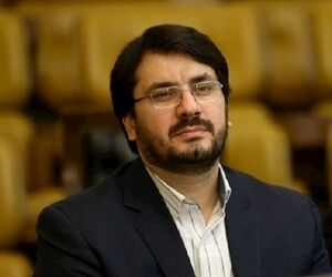 وزیر راه و شهرسازی: شرکت‌های هواپیمایی به وسط میدان بیایند