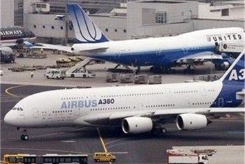 محدودیت‌های پروازی در فرودگاه اشتوتگارت به دلیل آتش سوزی