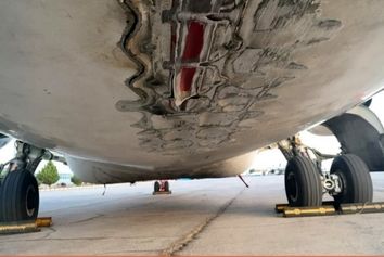 گزارش سازمان هواپیمایی کشوری در خصوص حادثه هواپیمای ماهان در فرودگاه کرمان + تصویر