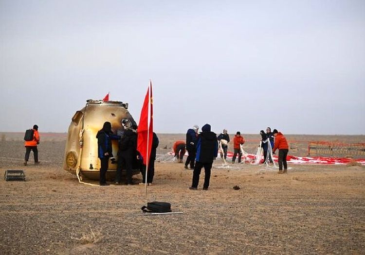 کپسول فضایی چین به زمین بازگشت