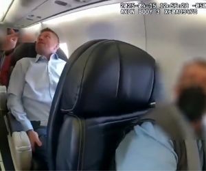 ورود اسلحه به پرواز شیکاگو