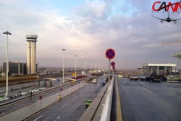 حرکت شهر فرودگاهی امام خمینی (ره) به سمت هوشمندسازی با استفاده ار فناوری‌های برتر/ رونمایی از اپلیکیشن موبایل و نرم‌افزار مدیریت ناوگان ایرساید در شهر فرودگاهی امام خمینی (ره)