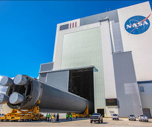 تلاش ناسا برای بازگرداندن فضانوردان گیرافتاده در ایستگاه فضایی یک ماهه شد