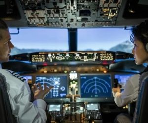 چرا خلبان‌ها به جای «بله» از اصطلاح «راجر» استفاده می‌کنند؟