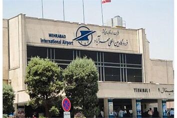 پرواز ورود و خروج
 دیپلمات‌ها به پایان رسید