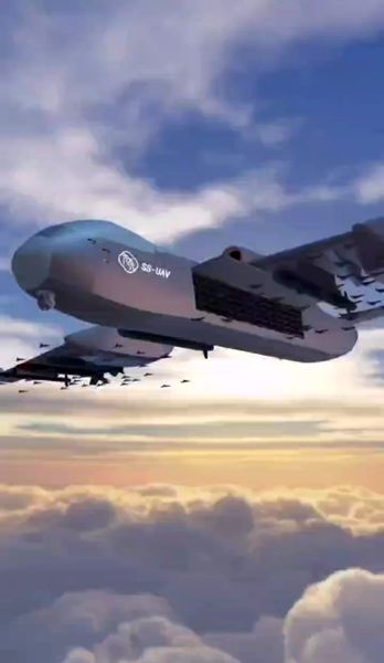چین آماده پرتاب نخستین ناو پهپادی هوایی؛ Jiutian SS-UAV با ظرفیت حمل بیش از ۱۰۰ پهپاد و موشک