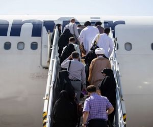 اعزام زائران عمره از مشهد آغاز شد