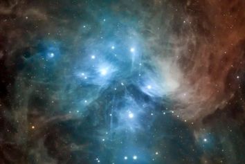 تصویر روز ناسا: هفت خواهر غبارآلود