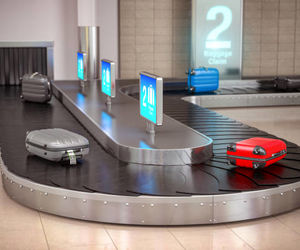 مرگ دلخراش یک زن ۵۷ ساله با گیر کردن در نوار نقاله چمدان‌ها در فرودگاه!