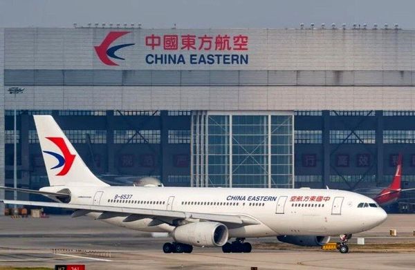 مسمومیت دسته‌جمعی در پرواز شانگهای-مسکو