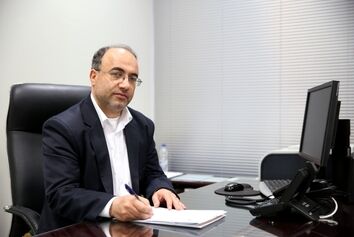 تلاش برای ارتقای کارایی و افزایش حداکثری بهره وری فرودگاه شهرکرد در سال آتی