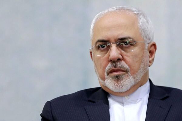 انتقاد شدید ظریف از تحریم صنعت هوانوردی کشورمان توسط آمریکا 