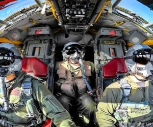 تعداد خدمه بمب‌افکن B-۵۲ چند نفر است؟