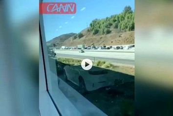 گزارش مخاطب کن نیوز از سقوط هواپیما در کالیفرنیا 