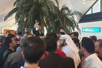سرگردانی مسافران ایرانی در فرودگاه دبی ادامه دارد. 