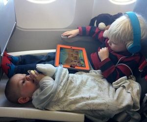 تولد کودک در آسمان