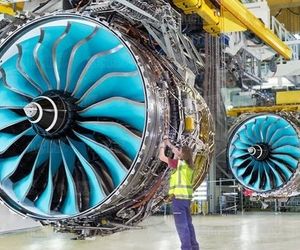 ببینید؛ نگاهی به درون کارخانه ساخت بزرگ ترین موتورهای جت و هواپیما