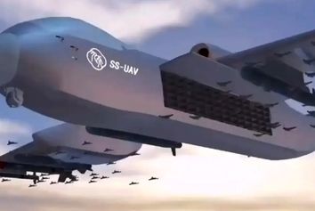 چین اولین ناو پهپادبر پرنده جهان را به پرواز درآورد